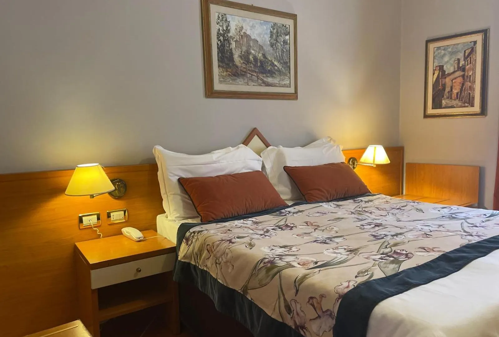 Hotel Maxim Axial Флоренция 3*,  Италия