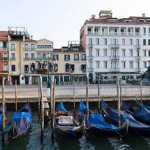 https://hotel-paganelli.hotelinveneto.com